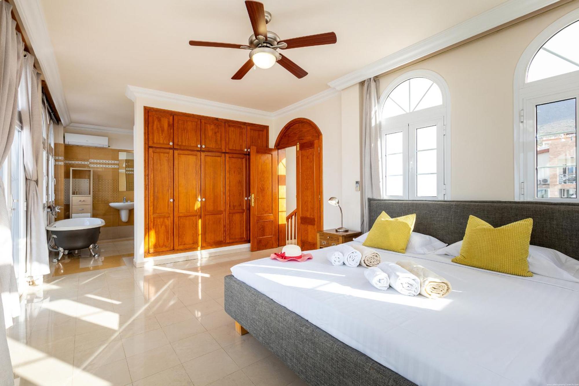 Villa Ocean Palm, Heated Pool! Costa Adeje (Tenerife) Exterior foto