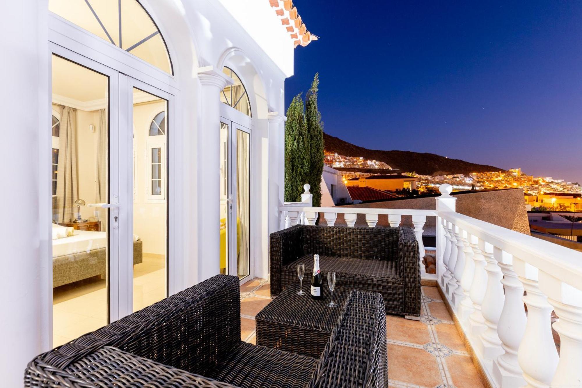 Villa Ocean Palm, Heated Pool! Costa Adeje (Tenerife) Exterior foto